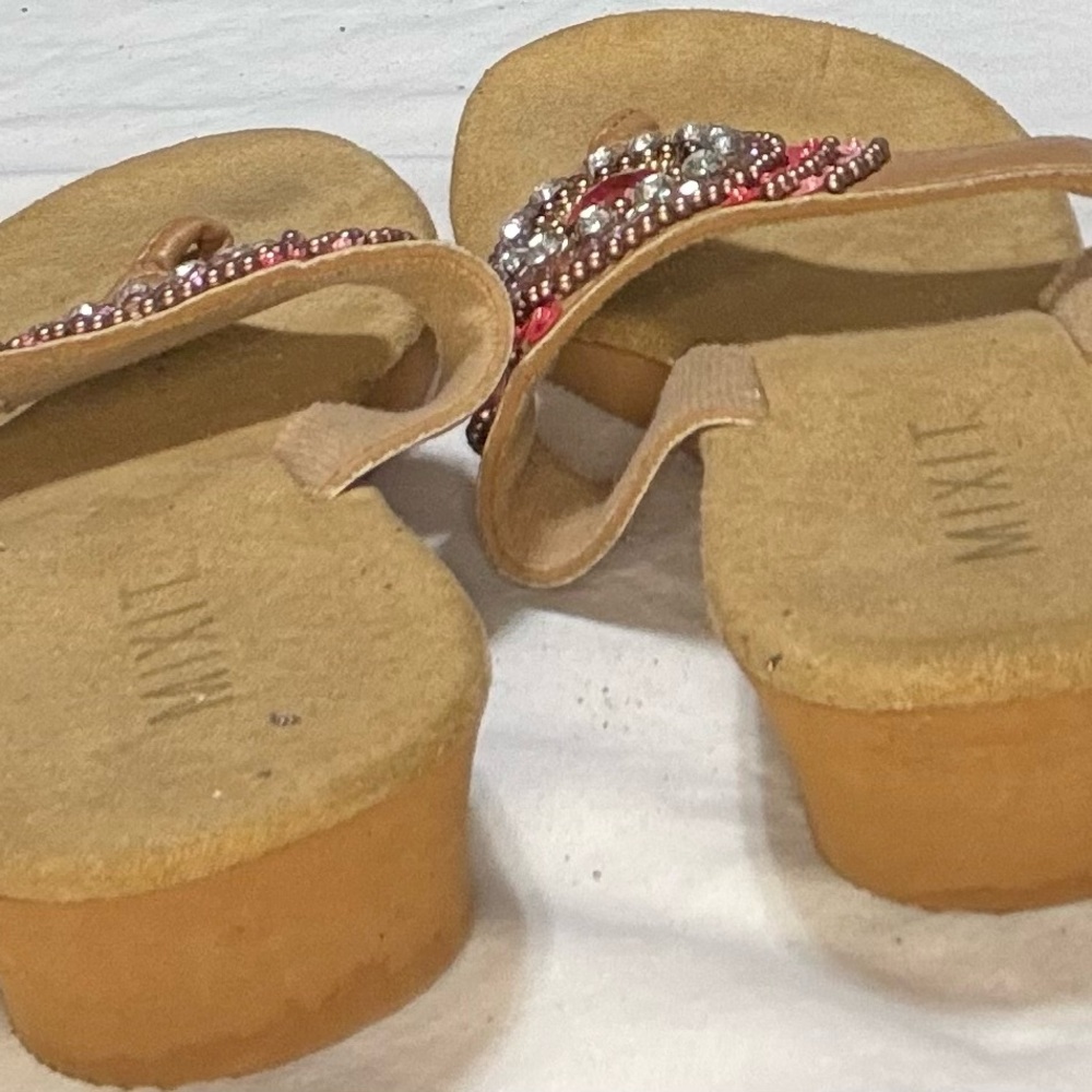Women's Beaded Sandals in Pink and Tan - Picture 5 of 6